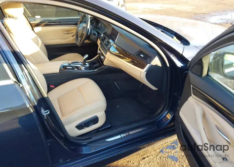 2016 BMW 528I из США, поврежденный, VIN WBA5A5C50GD527124